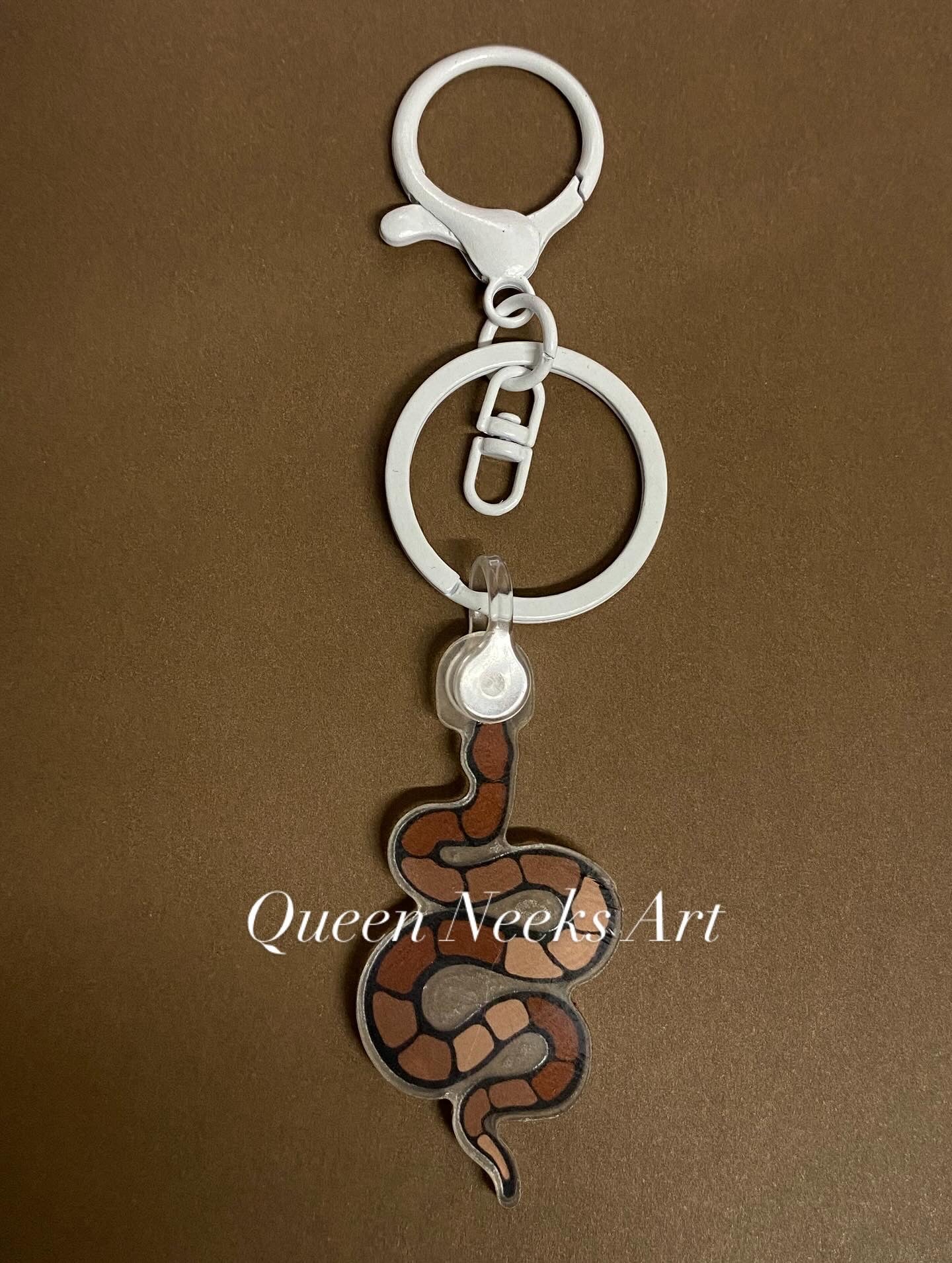 Keychain “brown snake”